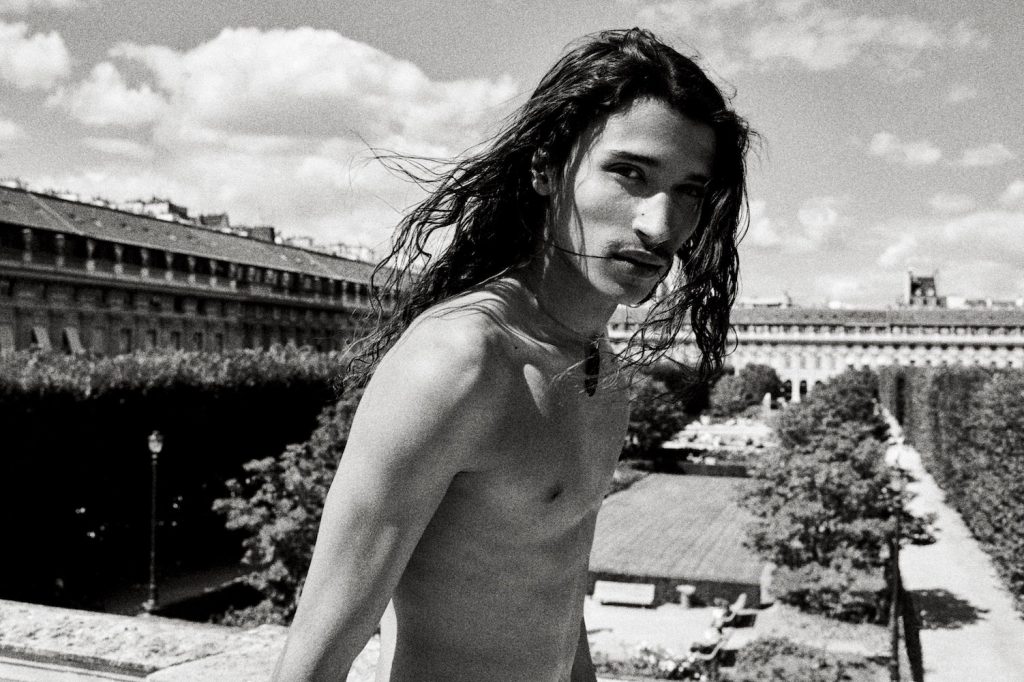 Saint Laurent Menswear Xuân Hè 2021 – Chân trời tự do Saint Laurent Menswear Xuân Hè 2021 – Chân trời tự do