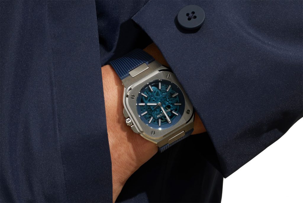 BR05 Skeleton Blue: Sắc xanh thời thượng từ Bell & Ross BR05 Skeleton Blue: Sắc xanh thời thượng từ Bell & Ross