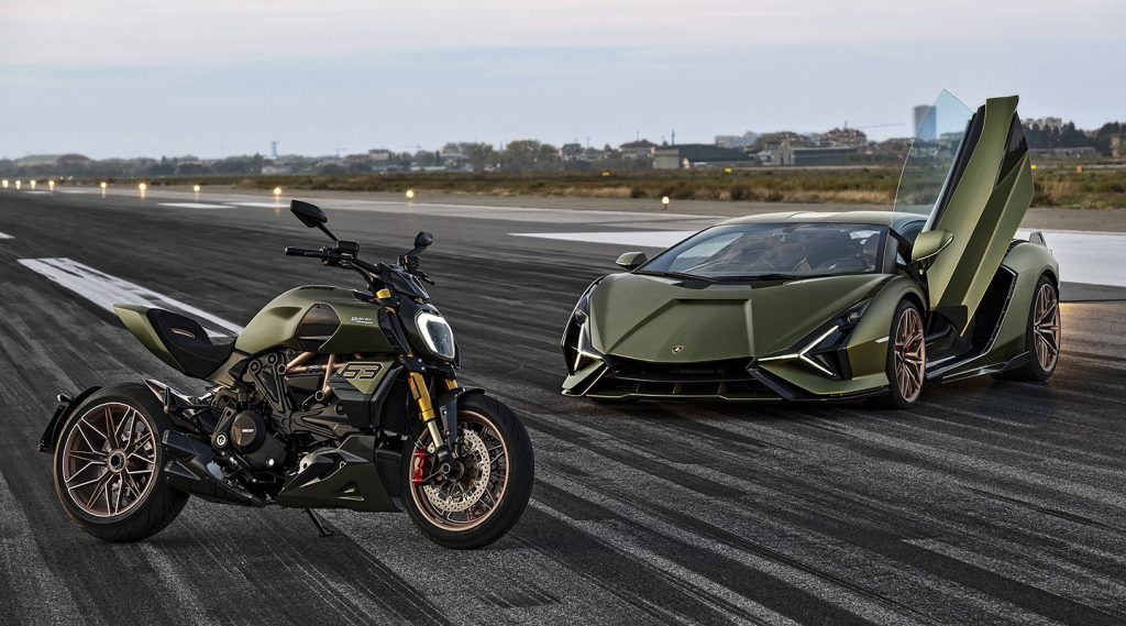 OMG!!! Đây chính là cỗ xe siêu phẩm của Lamborghini và Ducati OMG!!! Đây chính là cỗ xe siêu phẩm của Lamborghini và Ducati