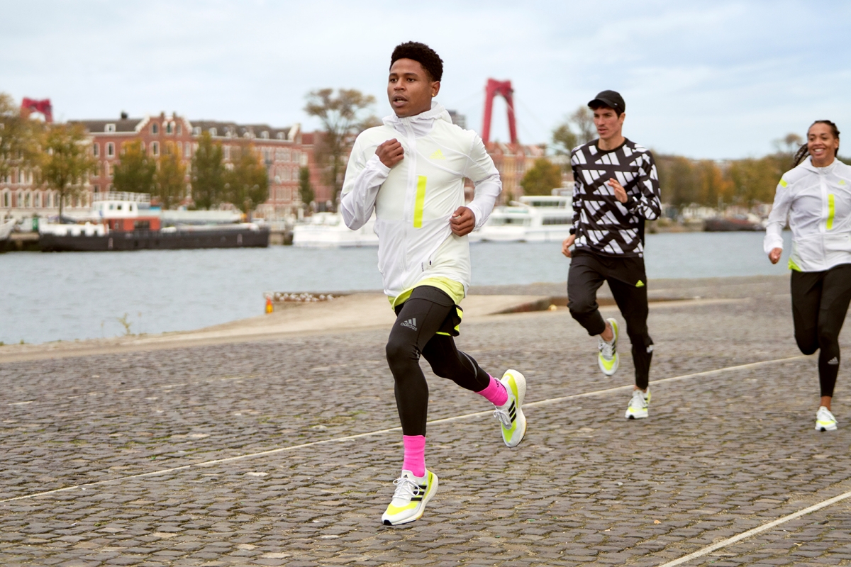 Adidas ULTRABOOST 21 – Từ “huyền thoại giày chạy” tới “biểu tượng khai phóng năng lượng”
