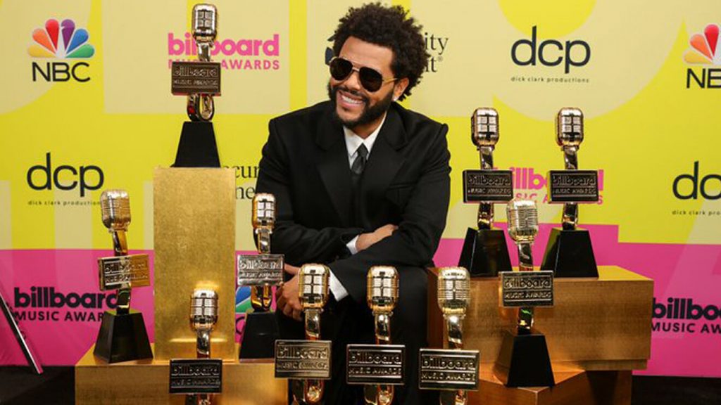 “Phục thù” Grammy, The Weeknd và BTS thắng lớn tại Billboard Music Awards 2021 “Phục thù” Grammy, The Weeknd và BTS thắng lớn tại Billboard Music Awards 2021
