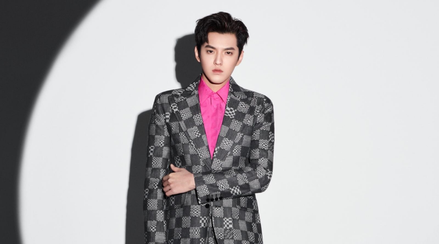 KrisWu x Louis Vuitton  Wu YiFan With You Forever  Facebook