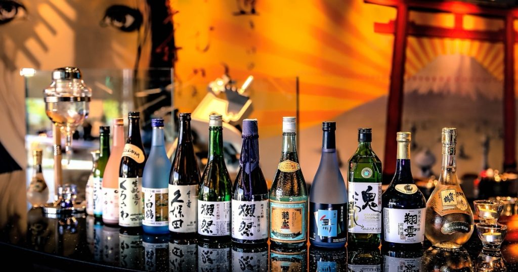 Rượu sake & bí mật của sự tăng trưởng vượt bậc
