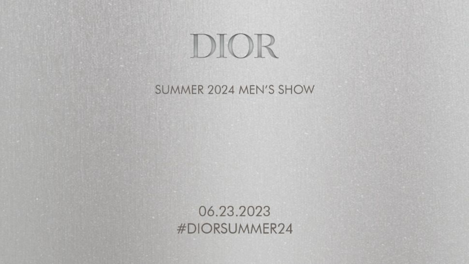 Hoài niệm về thời huy hoàng của Dior dưới thời Yves Saint Laurent | Thời  trang | Vietnam+ (VietnamPlus)