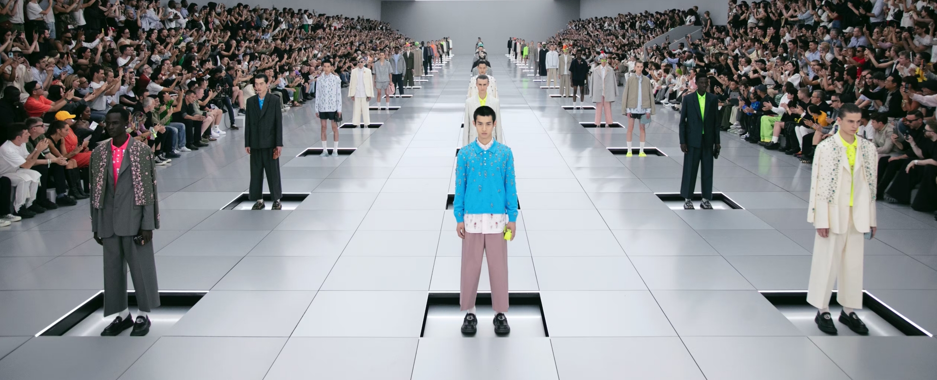 Dior Men Xuân Hè 2024: Một Kim Jones đầy hoài niệm