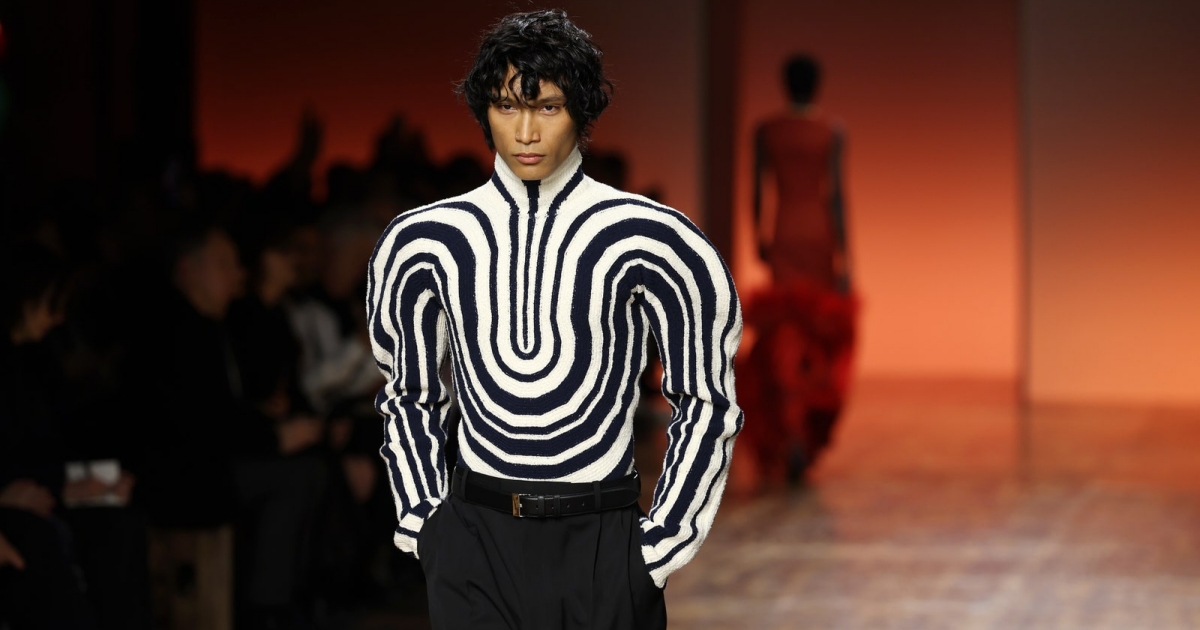 Bottega Veneta Thu Đông 2024: Khi thời trang công sở khoác lớp áo xa xỉ